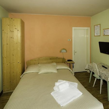 Hotel Kuhn Terlano Eksteriør billede