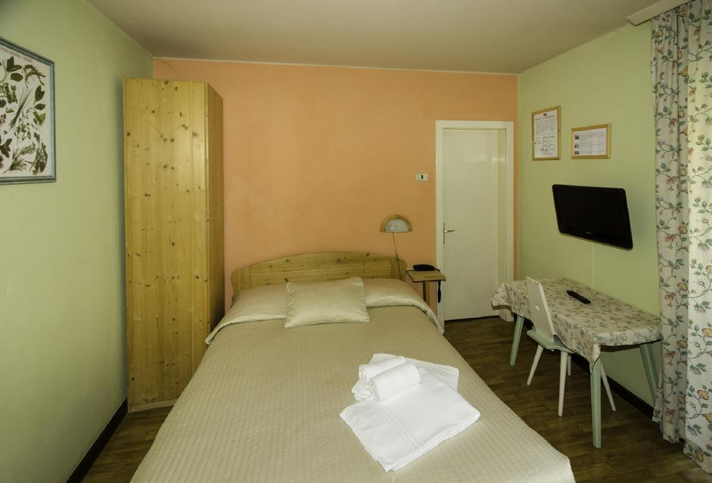 Hotel Kuhn Terlano Eksteriør billede